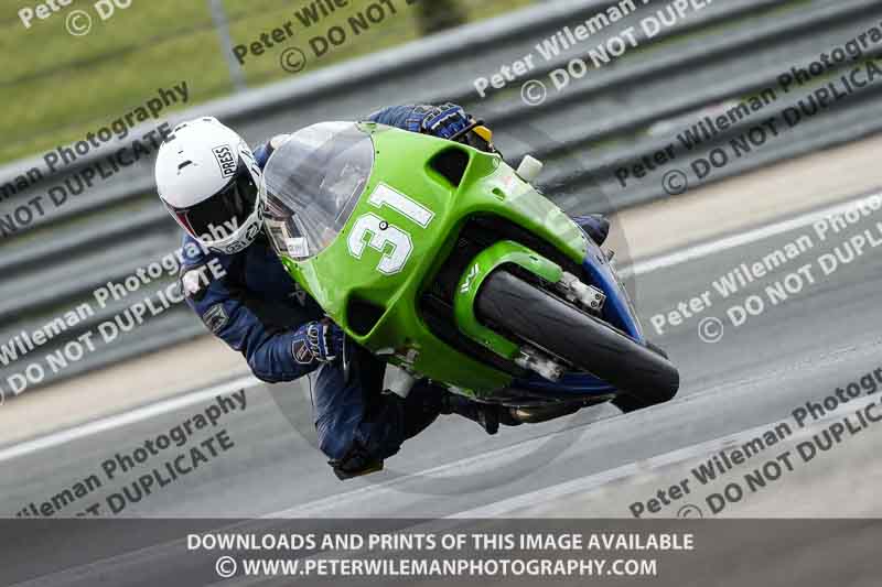 cadwell no limits trackday;cadwell park;cadwell park photographs;cadwell trackday photographs;enduro digital images;event digital images;eventdigitalimages;navarra;no limits trackdays;peter wileman photography;racing digital images;trackday digital images;trackday photos
